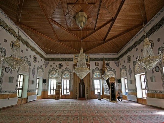 bolu-gazi-suleyman-pasa-camii.jpg